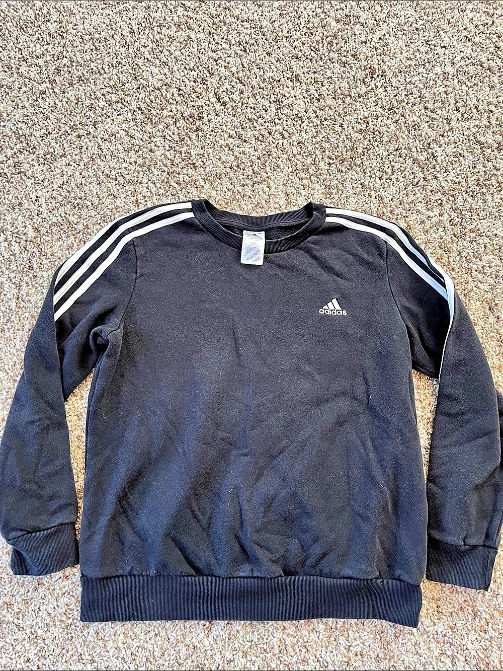 adidas Crewneck